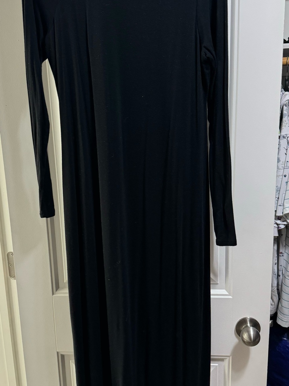 Long Sleeve Maxi Dress - Black